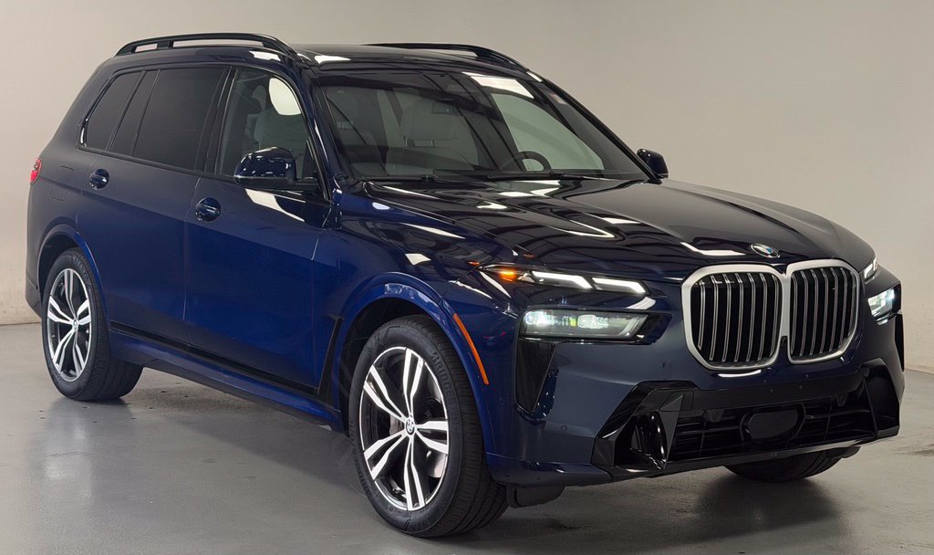 Used 2024 BMW X7 xDrive40i w/ Executive Package AWD/4WD image 6