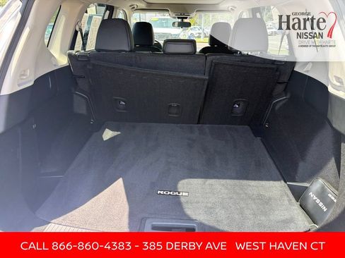 Certified 2023 Nissan Rogue SV w/ SV Premium B Package AWD/4WD image 22