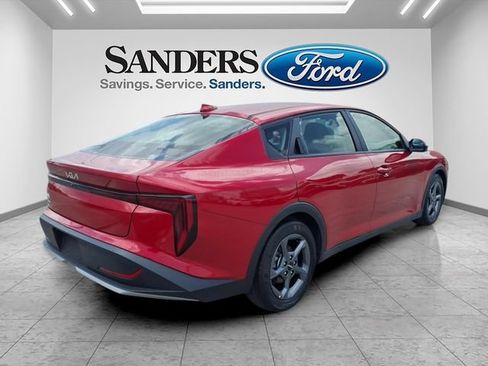 Used 2025 Kia K4 FWD image 2