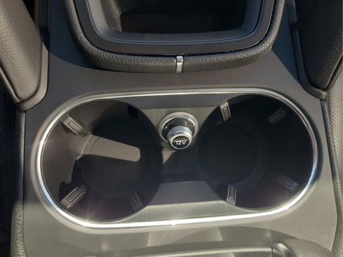 Used 2020 Porsche Cayenne image 16