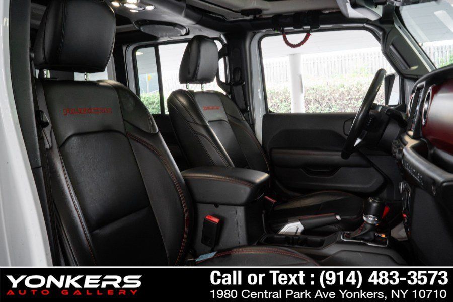 Used 2023 Jeep Wrangler Unlimited Rubicon w/ LED Lighting Group AWD/4WD image 38