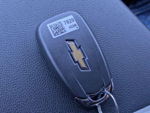 New 2025 Chevrolet Trax RS w/ Driver Confidence Package image 24