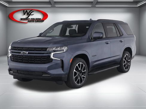 Used 2021 Chevrolet Tahoe RST w/ Luxury Package RWD image 2