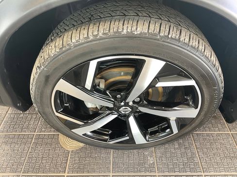 Used 2022 Nissan Rogue Sport SL w/ Premium Package AWD/4WD image 5