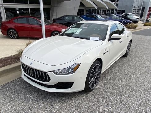 Used 2023 Maserati Ghibli GT image 2