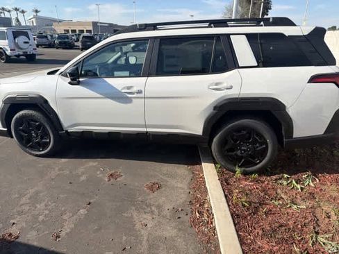 New 2026 Subaru Outback Limited image 3