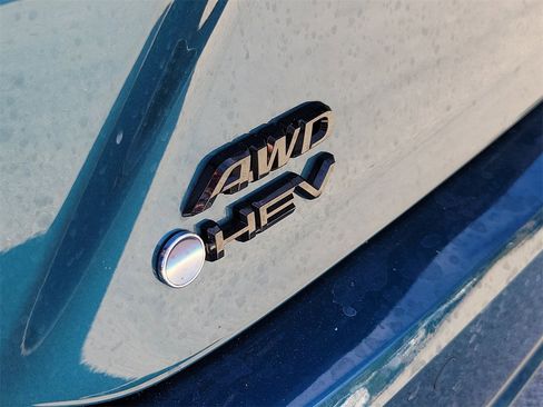 Used 2025 Toyota Camry XSE image 7