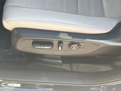 Certified 2023 Honda CR-V EX-L image 17