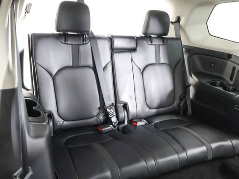Used 2023 Honda Pilot EX-L image 37