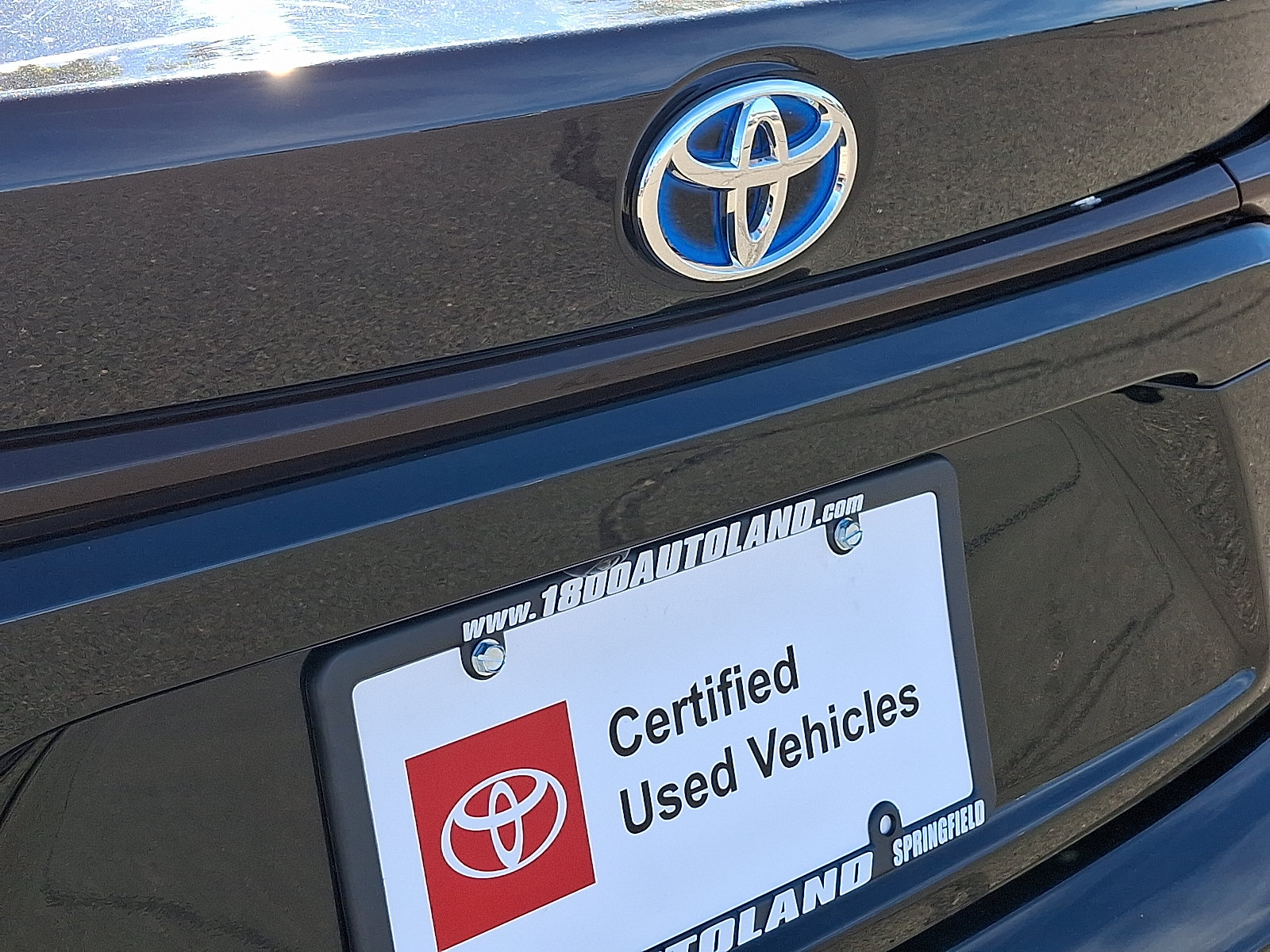Certified 2025 Toyota Corolla LE AWD/4WD image 30