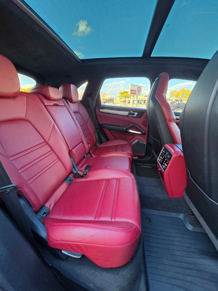 Used 2019 Porsche Cayenne Turbo AWD/4WD image 11