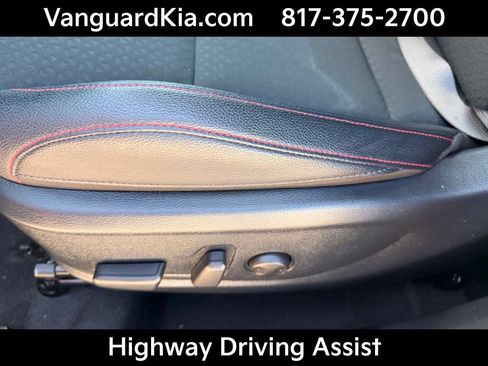 Certified 2025 Kia Soul GT-Line w/ GT-Line Technology Package FWD image 15