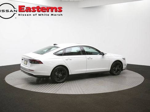 Used 2025 Honda Accord SE image 42