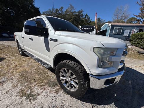 Used 2015 Ford F150 Lariat w/ Equipment Group 502A Luxury image 3