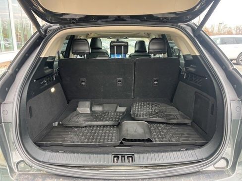 Used 2022 Lincoln Nautilus Reserve image 11