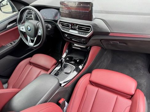Certified 2024 BMW X4 xDrive30i w/ Premium Package image 30