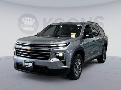 Used 2024 Chevrolet Traverse LT w/ LPO, Floor Liner Package