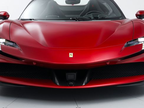 Certified 2025 Ferrari SF90 Spider AWD/4WD image 34