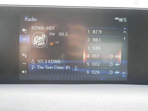 Used 2020 Lexus UX 250h w/ Premium Package image 20