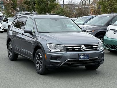 Certified 2019 Volkswagen Tiguan SE w/ Panoramic Sunroof Package