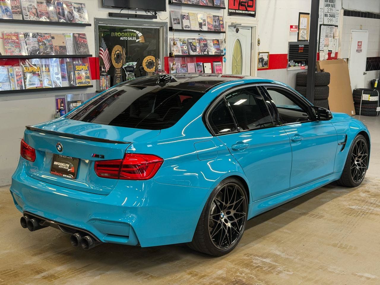 Used 2018 BMW M3 RWD image 6