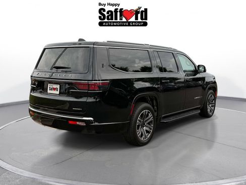 Certified 2024 Jeep Wagoneer L Series II w/ Flexible Seating Group AWD/4WD image 8