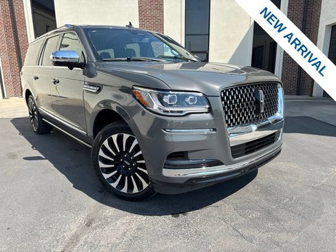 Used 2023 Lincoln Navigator L Black Label AWD/4WD image 1