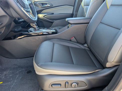 New 2026 Chevrolet Trax ACTIV FWD image 7