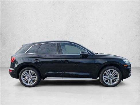 Used 2019 Audi Q5 2.0T Premium Plus w/ Premium Plus Package AWD/4WD image 4