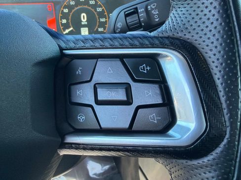 Used 2025 Ford Mustang GT Premium image 39