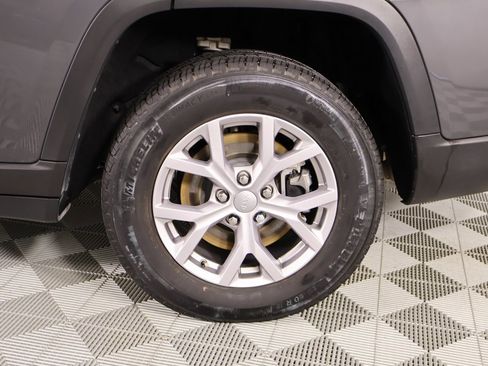 Used 2022 Jeep Grand Cherokee L Limited image 20