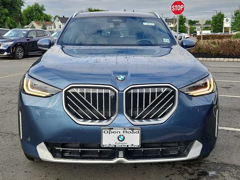 Used 2026 BMW X3 xDrive30i w/ Premium Package AWD/4WD image 2