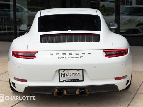 Used 2019 Porsche 911 Carrera T image 15