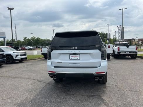 New 2026 Chevrolet Tahoe High Country w/ Sun And Tow Package AWD/4WD image 4