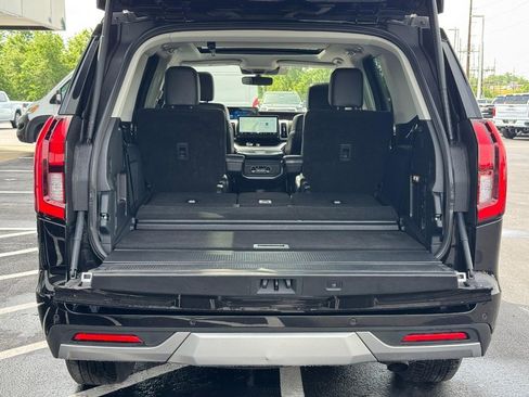 Used 2025 Ford Expedition Platinum AWD/4WD image 7
