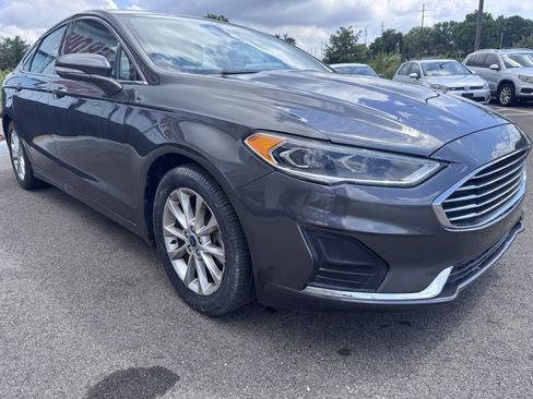 Used 2019 Ford Fusion SEL FWD image 4