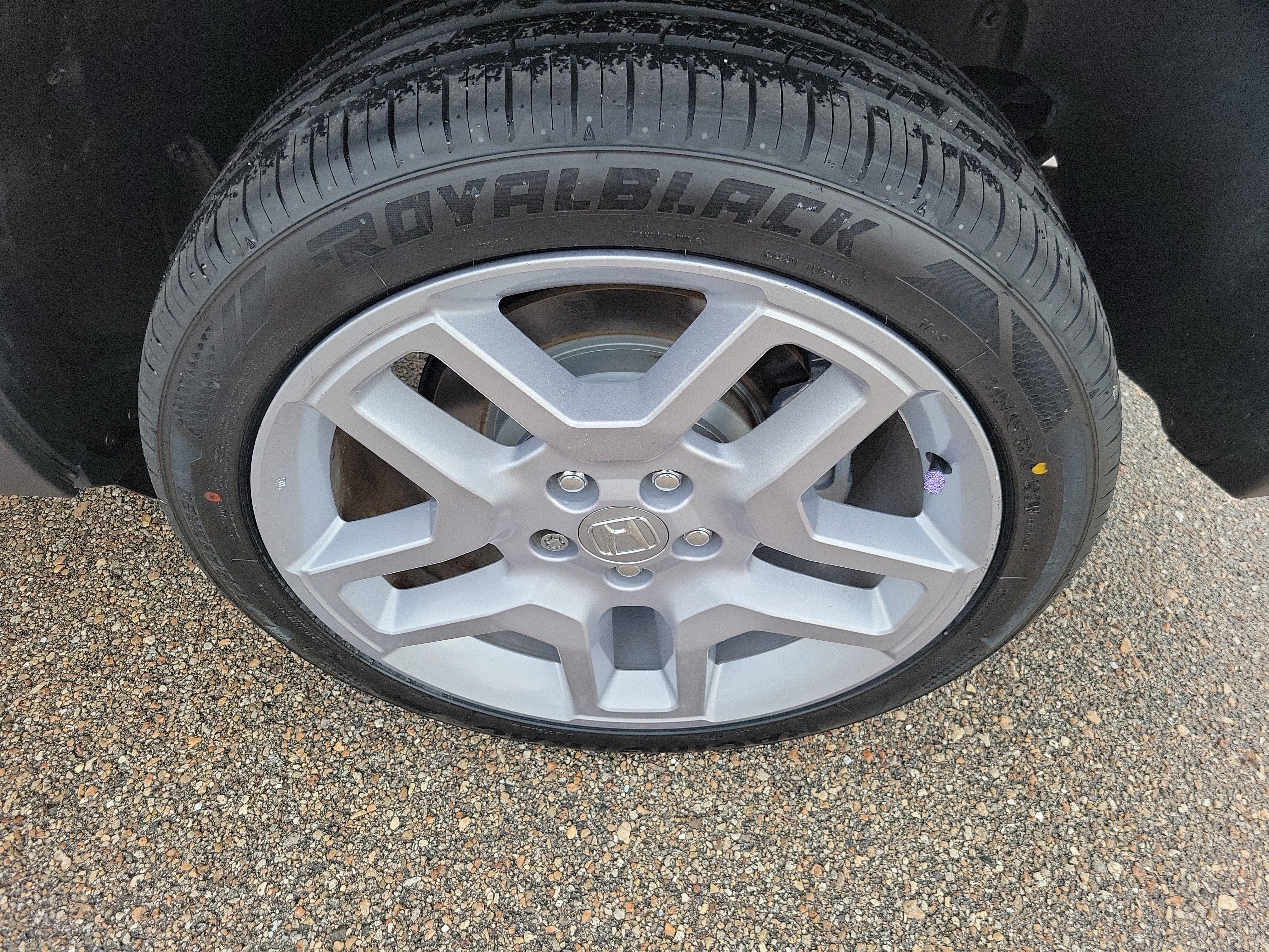 Used 2024 Honda Passport EX-L image 10