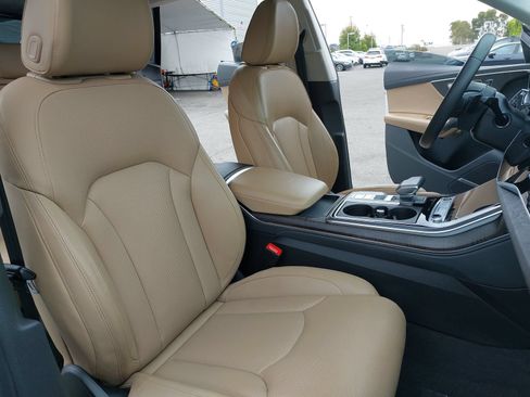 Certified 2023 Audi Q8 Prestige w/ Prestige Package AWD/4WD image 10