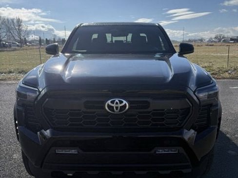 New 2025 Toyota Tacoma TRD Off-Road image 3