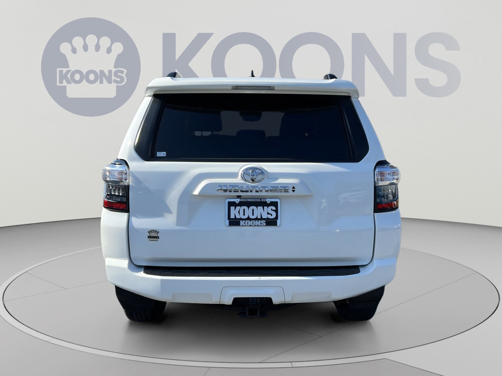 Used 2024 Toyota 4Runner SR5 Premium w/ Moonroof Package AWD/4WD image 5