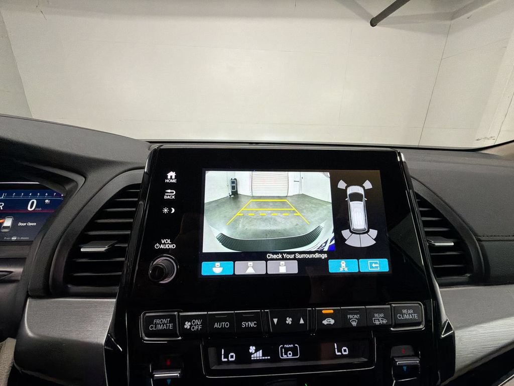 Certified 2024 Honda Odyssey Touring image 15