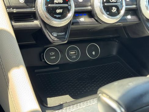 Used 2023 Genesis G70 2.0T w/ Sport Prestige Package AWD/4WD image 31
