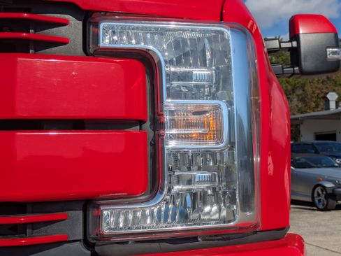 Used 2019 Ford F250 Lariat w/ Lariat Value Package image 29