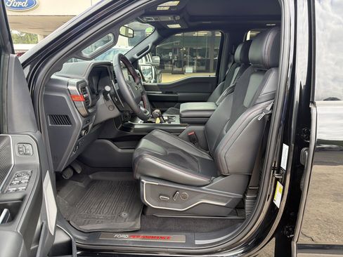 Used 2025 Ford F150 Raptor AWD/4WD image 16