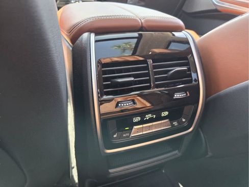 Used 2021 BMW X7 xDrive40i w/ Executive Package AWD/4WD image 15