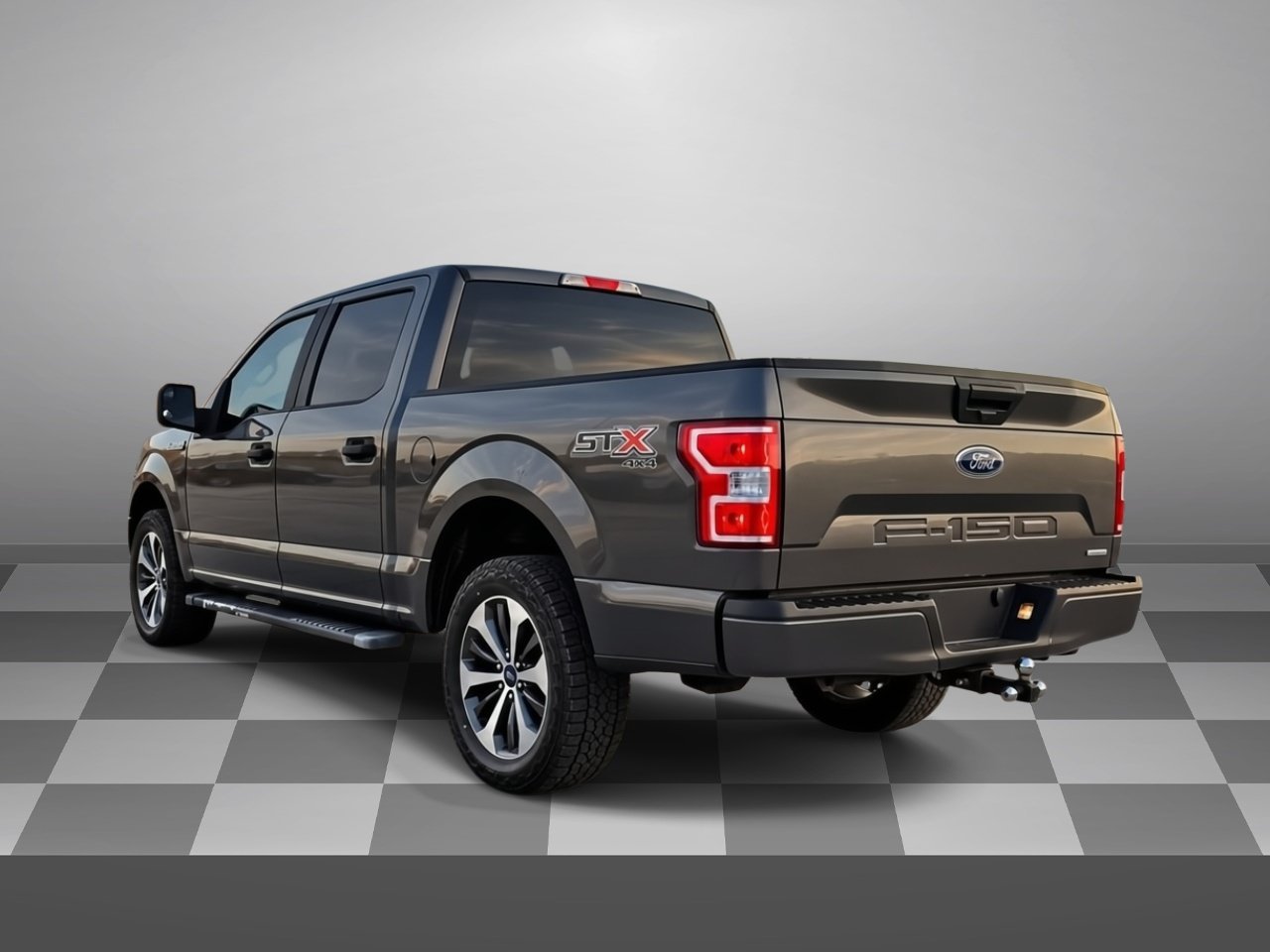 Used 2019 Ford F150 XL w/ Equipment Group 101A Mid AWD/4WD image 4