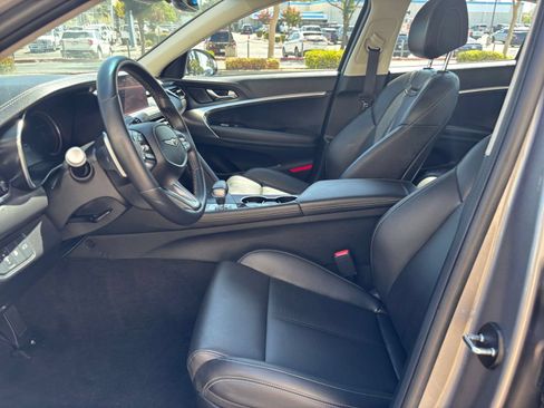 Used 2026 Genesis G70 2.5T RWD image 29