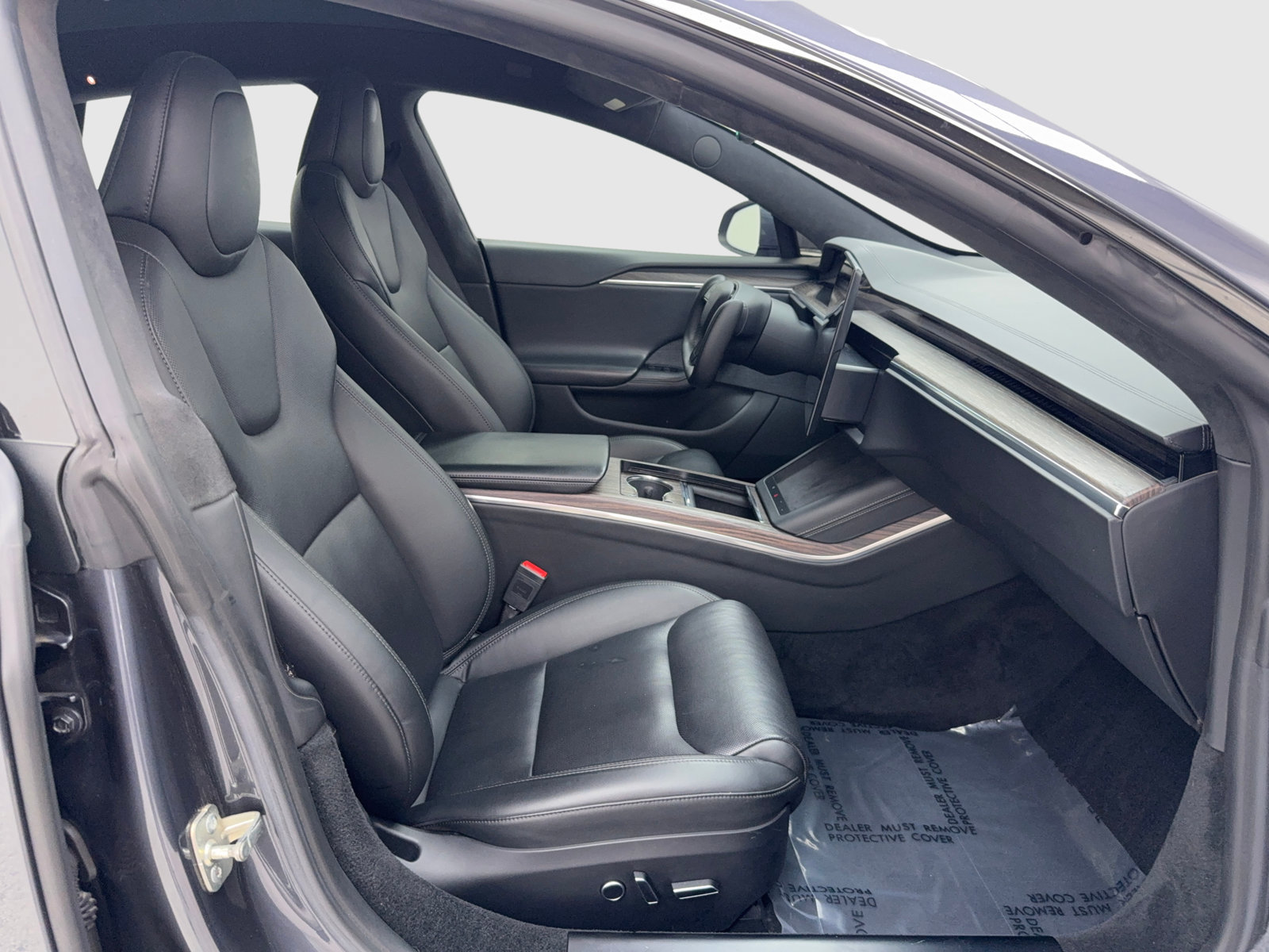 Used 2022 Tesla Model S AWD/4WD image 39