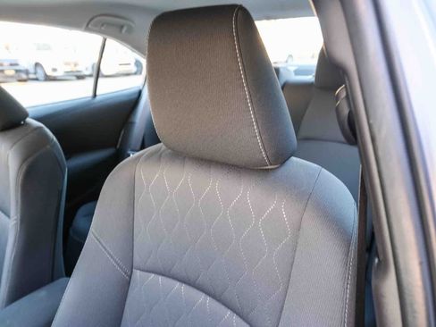 Certified 2025 Toyota Corolla LE FWD image 22