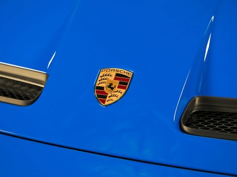 Used 2022 Porsche 911 GT3 RWD image 13